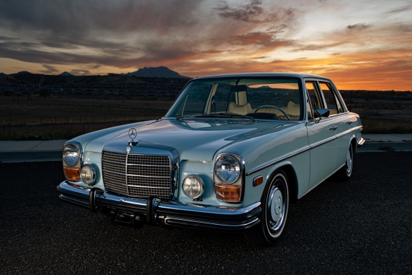 1973 280 Gasoline Sedan