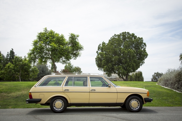 Mercedes Motoring 1982 300td Turbo Diesel Station Wagon