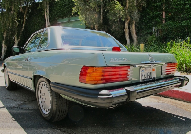 Mercedes Motoring - 1987 560SL Roadster/Coupe
